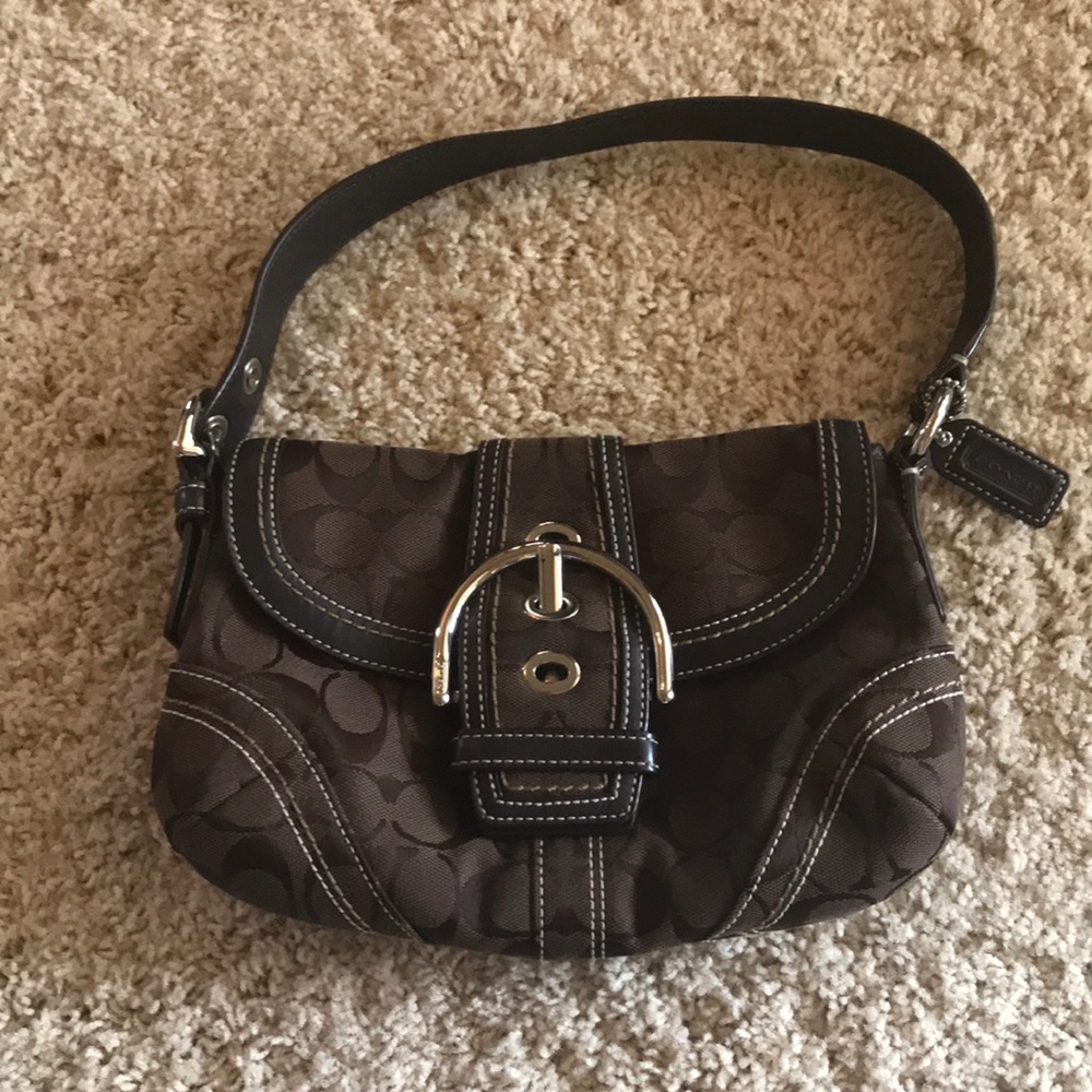 Classic Monogrammed Coach Bag Gem